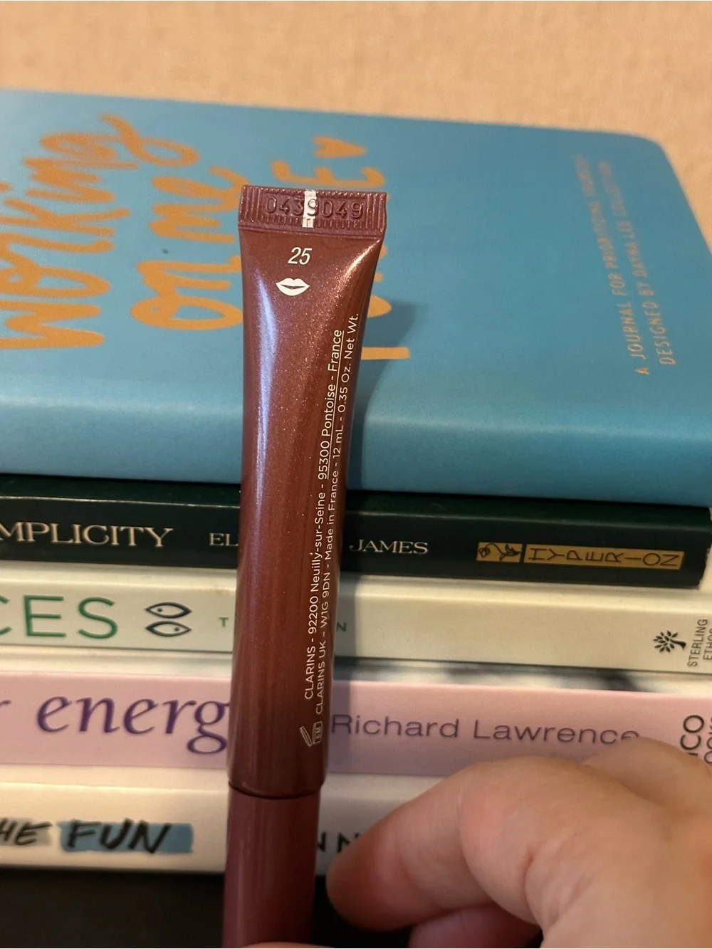 Clarins Lip Perfector Peptide Plumping+Hydrating Lip Gloss Shade 25